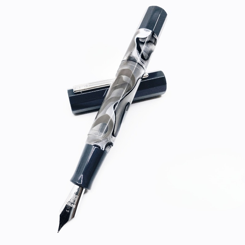 OPUS 88 Fountain Pen High-end  - огляд і ціна Drip Tip Resin